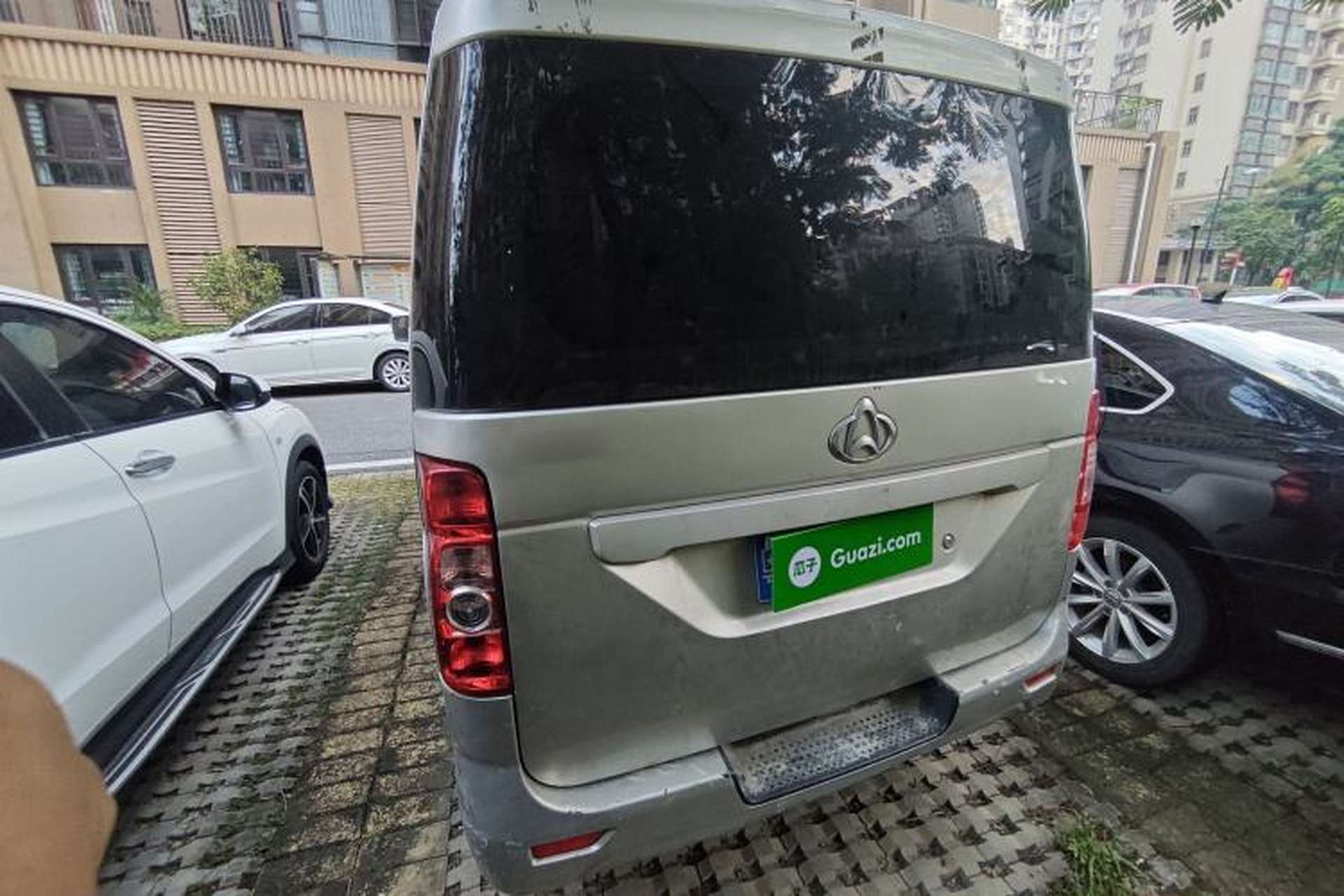 Used CHANGAN KAICHENG Ruixing M90 2017 2.0L Value Edition 6-Seater Hatchback 4G94S Exterior 4