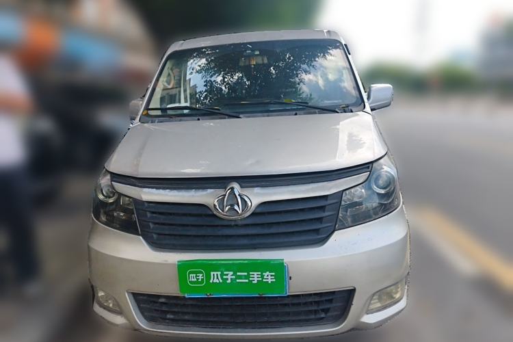 Used CHANGAN KAICHENG Ruixing M90 2017 2.0L Value Edition 6-Seater Hatchback 4G94S Front