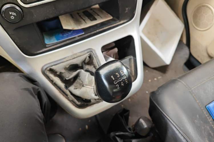 Used CHANGAN KAICHENG Ruixing M90 2017 2.0L Value Edition 6-Seater Hatchback 4G94S Gear Lever