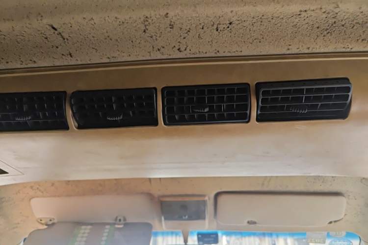 Used CHANGAN KAICHENG Ruixing M90 2017 2.0L Value Edition 6-Seater Hatchback 4G94S Headliner