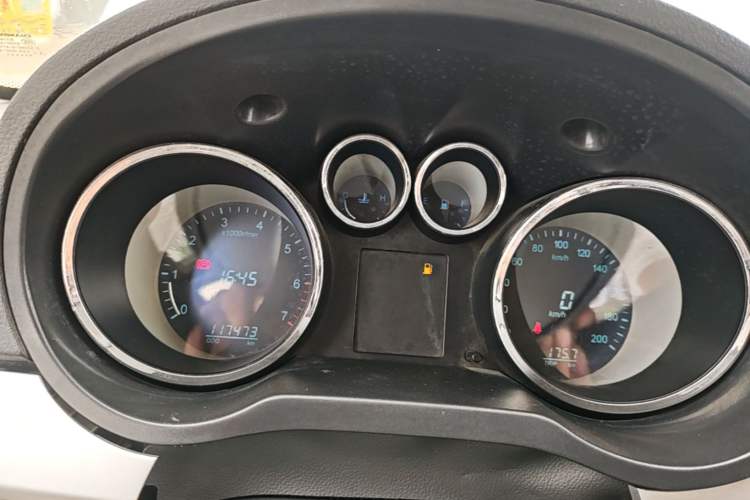Used CHANGAN KAICHENG Ruixing M90 2017 2.0L Value Edition 6-Seater Hatchback 4G94S Instrument Cluster