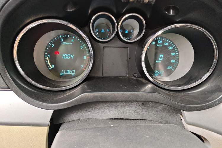 Used CHANGAN KAICHENG Ruixing M90 2017 2.0L Value Edition High-Roof 6-Seater Dual-Swing Doors 4G94S Instrument Cluster