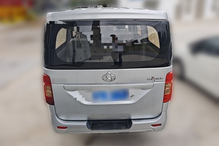 Used CHANGAN KAICHENG Ruixing M90 2017 2.0L Value Edition 6-Seater Hatchback 4G94S Rear