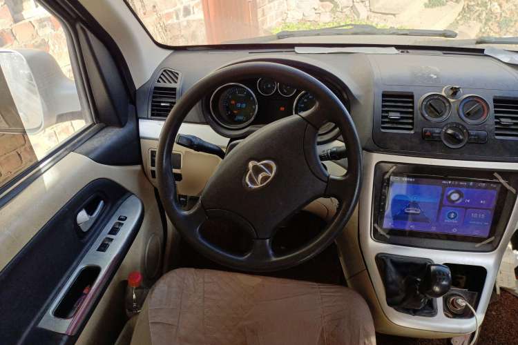 Used CHANGAN KAICHENG Ruixing M90 2017 2.0L Value Edition High-Roof 7-Seater Double-Swing Doors 4G94S Steering Wheel