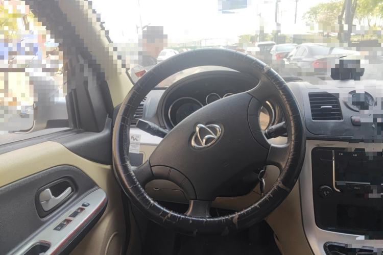 Used CHANGAN KAICHENG Ruixing M90 2017 2.0L Value Edition 6-Seater Hatchback 4G94S Steering Wheel