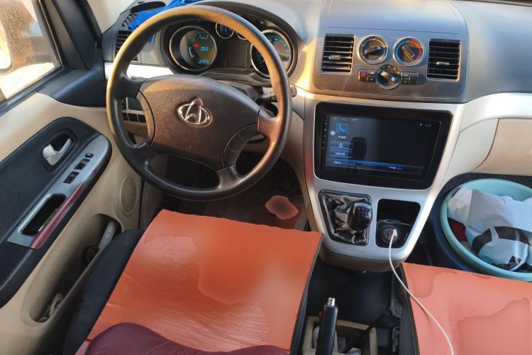 Used CHANGAN KAICHENG Ruixing M90 2017 2.0L Value Edition High-Roof 6-Seater Dual-Swing Doors 4G94S Steering Wheel