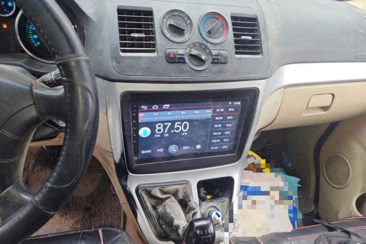 Used CHANGAN KAICHENG Ruixing M90 2018 2.0L Value-Added CNG Flat-Roof Hatchback with 6 Seats Model 4G94S Audio And AC Panel