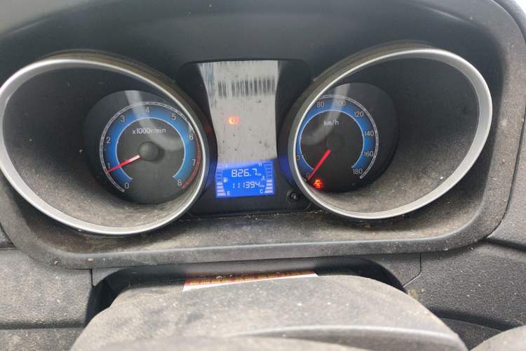 Used CHANGAN KAICHENG Ruixing M90 2018 2.0L Value-Added Flat-Top Liftback 6-Seater 4G94S Instrument Cluster