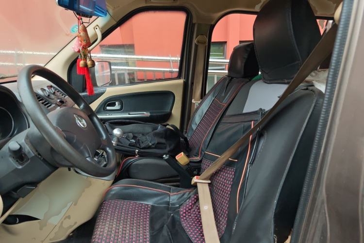 Used CHANGAN KAICHENG Ruixing M90 2018 2.0L Value-Added High-Roof Double-Door 6-Seater 4G94S Left Front Seat