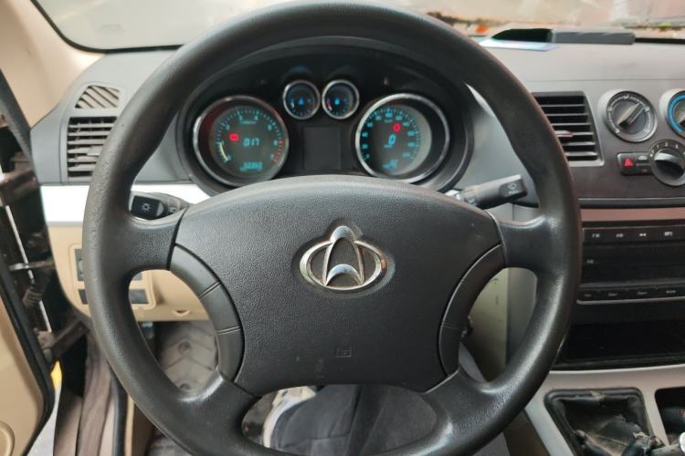 Used CHANGAN KAICHENG Ruixing M90 2018 2.0L Value-Added High-Roof Double-Door 6-Seater 4G94S Steering Wheel