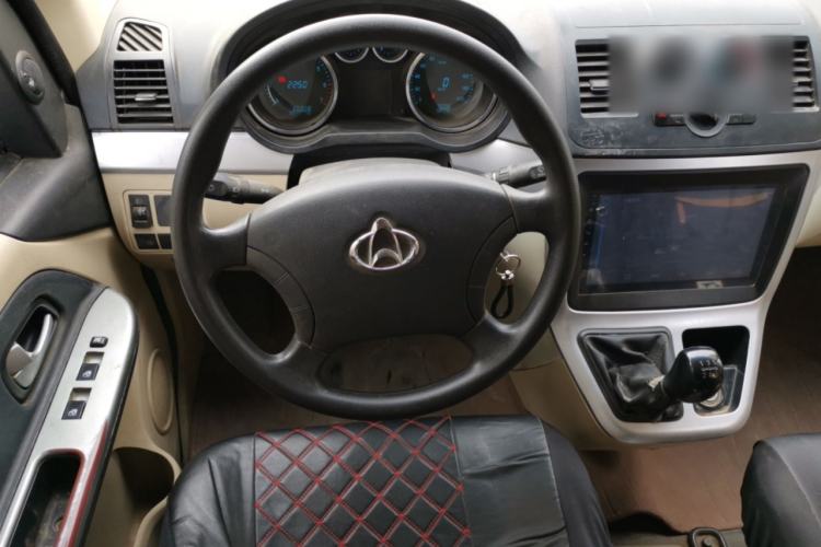 Used CHANGAN KAICHENG Ruixing M90 2018 2.0L Value-Added High-Roof Double-Door 6-Seater 4G94S Steering Wheel
