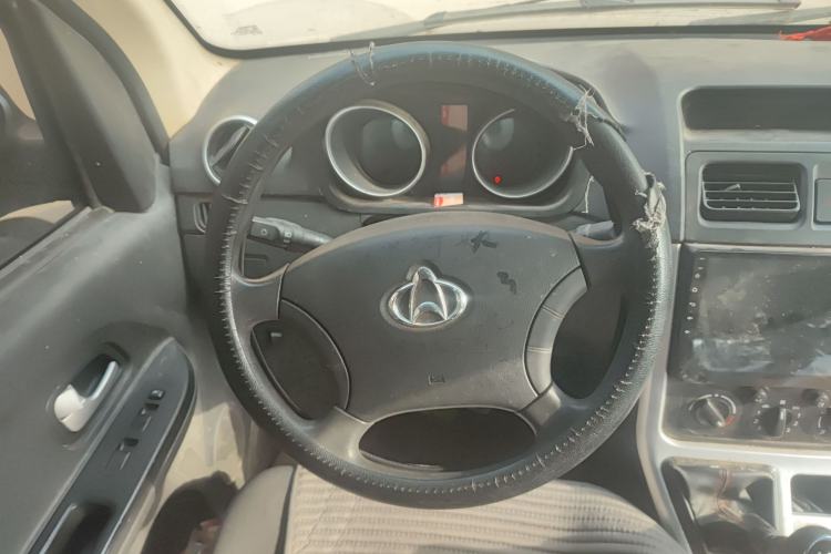 Used CHANGAN KAICHENG Ruixing M90 2018 2.0L Value-Added High-Roof Double-Door 6-Seater 4G94S Steering Wheel