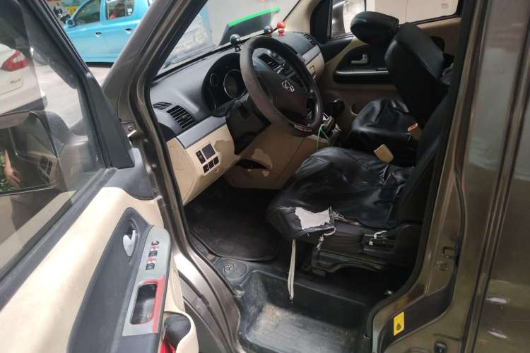 Used CHANGAN KAICHENG Ruixing M90 2018 2.0L Value-Added Flat-Top Liftback 6-Seater 4G94S Driver Seat