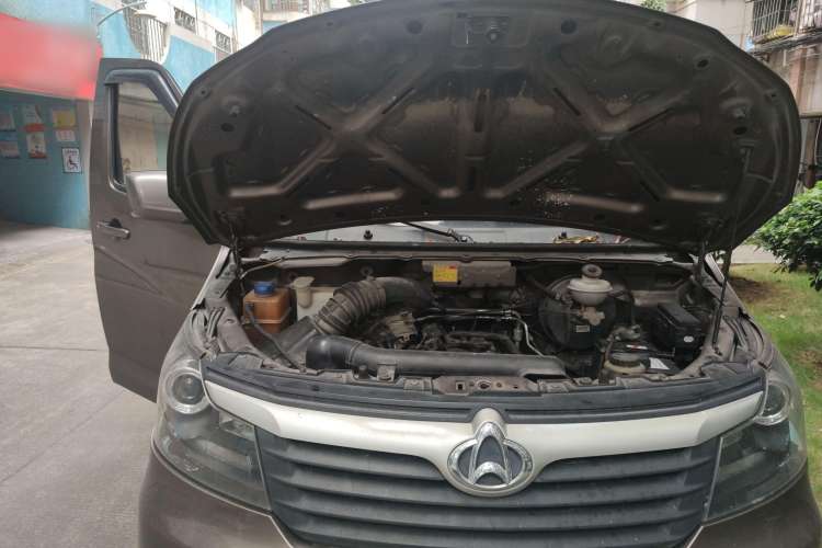 Used CHANGAN KAICHENG Ruixing M90 2018 2.0L Value-Added Flat-Top Liftback 6-Seater 4G94S Engine Bay Right