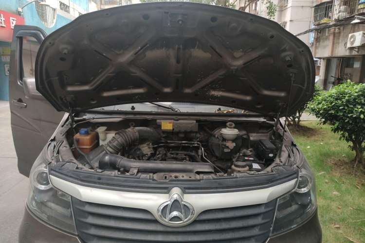 Used CHANGAN KAICHENG Ruixing M90 2018 2.0L Value-Added Flat-Top Liftback 6-Seater 4G94S Engine Bay