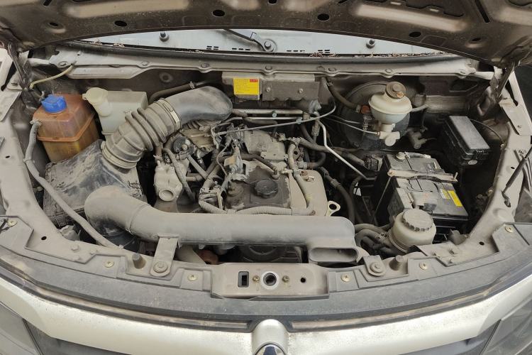 Used CHANGAN KAICHENG Ruixing M90 2018 2.0L Value-Added Flat-Top Liftback 6-Seater 4G94S Engine Bay