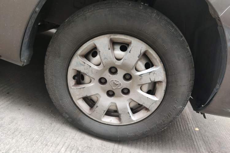 Used CHANGAN KAICHENG Ruixing M90 2018 2.0L Value-Added Flat-Top Liftback 6-Seater 4G94S Right Front Wheel Hub