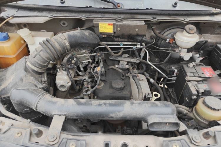 Used CHANGAN KAICHENG Ruixing M90 2018 2.0L Value-Added High-Roof Double-Door 6-Seater 4G94S Engine Bay