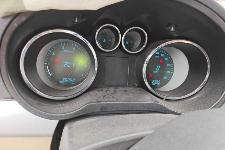 Used CHANGAN KAICHENG Ruixing M90 2018 2.0L Value-Added High-Roof Double-Door 6-Seater 4G94S Instrument Cluster