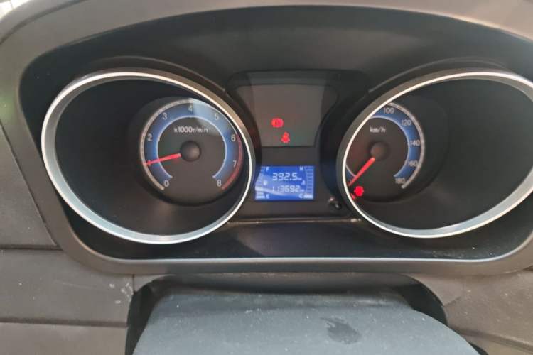 Used CHANGAN KAICHENG Ruixing M90 2018 2.0L Value-Added Flat-Top Liftback 6-Seater 4G94S Instrument Cluster