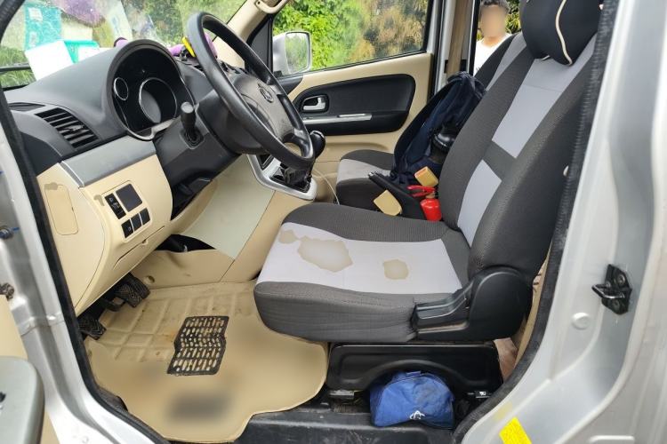 Used CHANGAN KAICHENG Ruixing M90 2018 2.0L Standard Version High-Roof Double-Door 6-Seater 4G94S Left Front Seat