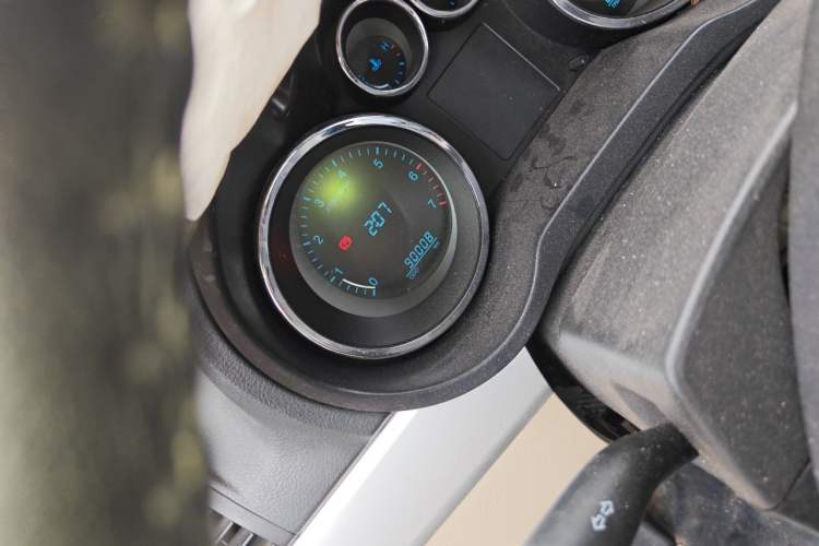 Used CHANGAN KAICHENG Ruixing M90 2018 2.0L Value-Added High-Roof Double-Door 6-Seater 4G94S Odometer Close Up