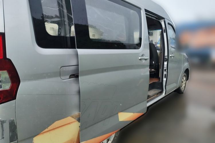 Used CHANGAN KAICHENG Ruixing M90 2018 2.0L Standard Version High-Roof Double-Door 6-Seater 4G94S Rear Right 45 Deg