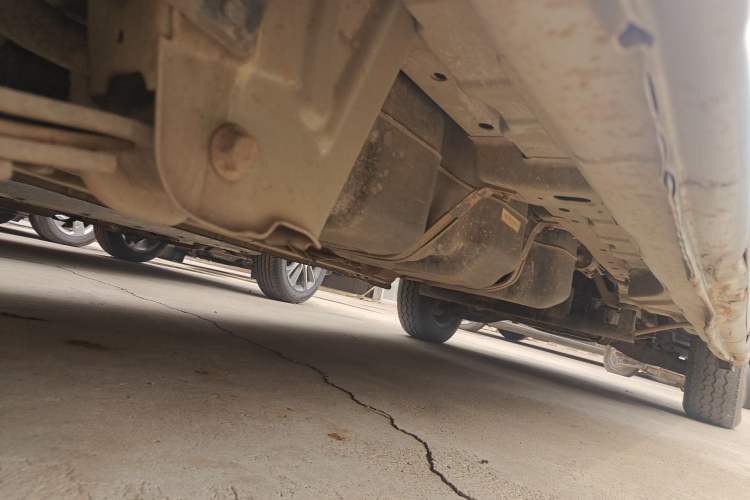 Used CHANGAN KAICHENG Ruixing M90  Chassis Rear Right