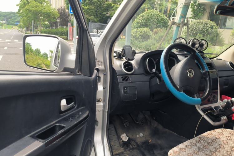 Used CHANGAN KAICHENG Ruixing M90 2018 2.0L Value-Added Flat-Top Liftback 6-Seater 4G94S Driver Seat