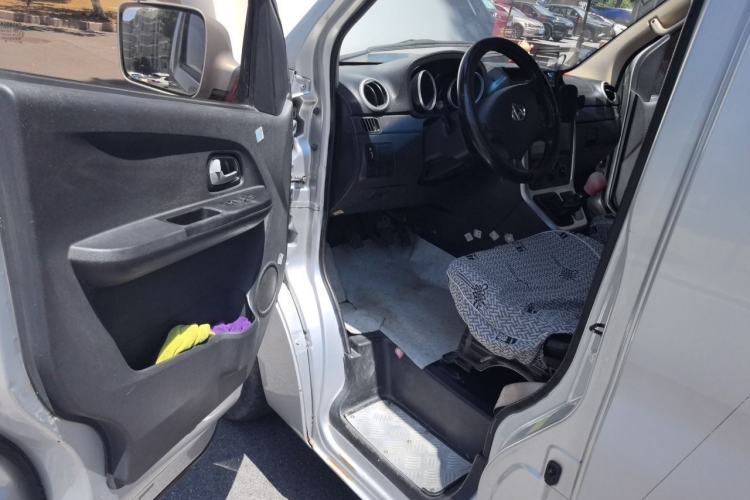 Used CHANGAN KAICHENG Ruixing M90 2018 2.0L Luxury High-Roof Double-Door 4G94S Driver Seat