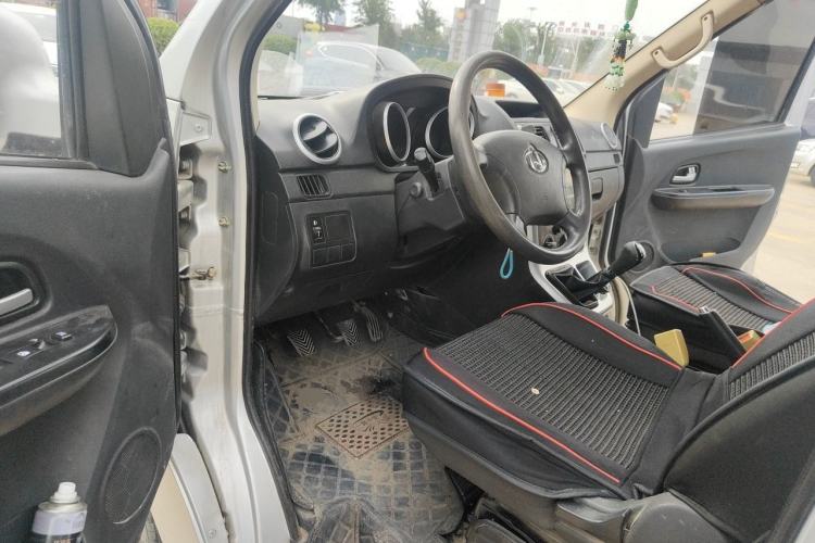 Used CHANGAN KAICHENG Ruixing M90 2018 2.0L Value-Added Flat-Top Liftback 6-Seater 4G94S Driver Seat