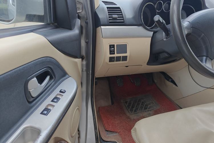 Used CHANGAN KAICHENG Ruixing M90  Driver Seat