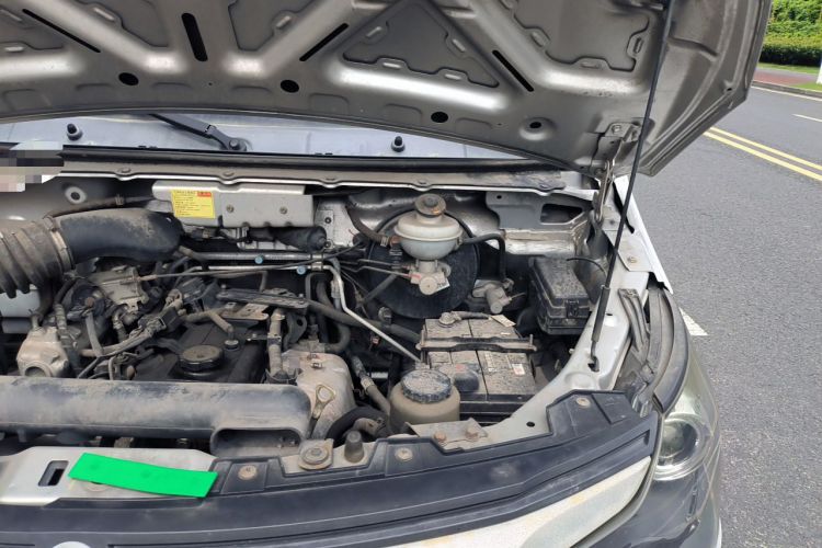 Used CHANGAN KAICHENG Ruixing M90 2018 2.0L Value-Added Flat-Top Liftback 6-Seater 4G94S Engine Bay Left