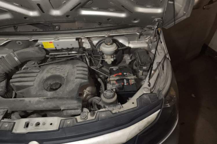 Used CHANGAN KAICHENG Ruixing M90 2018 2.0L Comfort-Grade High-Roof Dual-Slide Door 6-Seater 4G94S Engine Bay Left