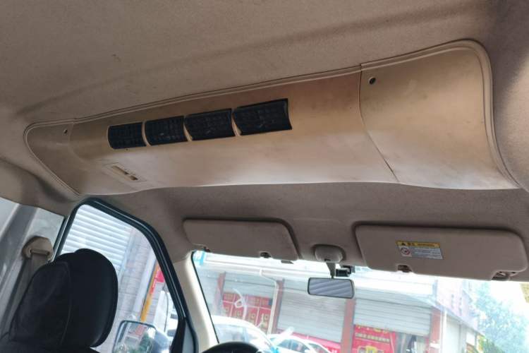 Used CHANGAN KAICHENG Ruixing M90 2018 2.0L Comfort Version Flat-Top Bi-Door 6-Seater 4G94S Headliner