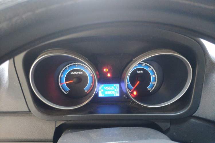 Used CHANGAN KAICHENG Ruixing M90 2018 2.0L Comfort Trim CNG Flat-Top Hatchback with 6 Seats – 4G94S Instrument Cluster