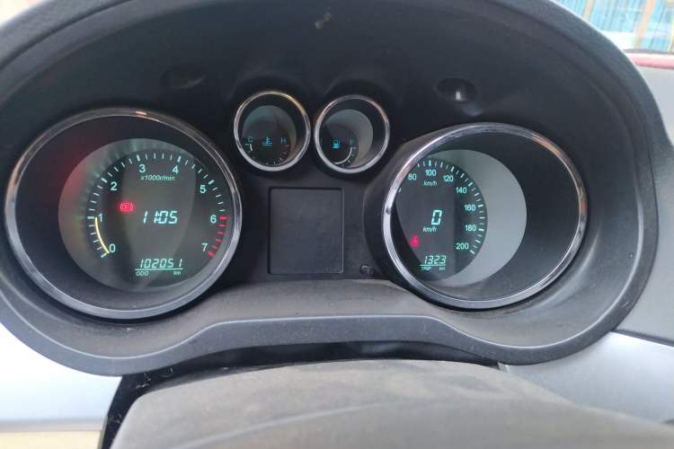Used CHANGAN KAICHENG Ruixing M90 2018 2.0L Comfort-Grade High-Roof Dual-Slide Door 6-Seater 4G94S Instrument Cluster