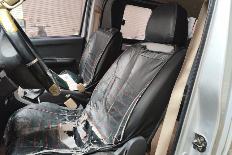 Used CHANGAN KAICHENG Ruixing M90 2018 2.0L Comfort Version Flat-Top Bi-Door 6-Seater 4G94S Left Front Seat