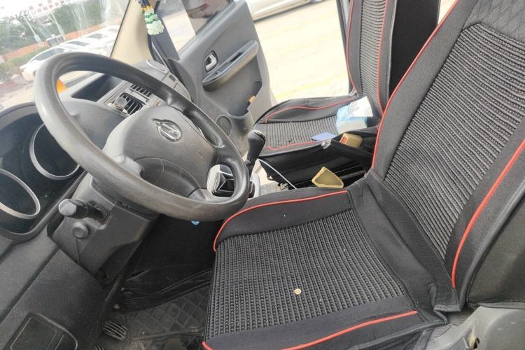 Used CHANGAN KAICHENG Ruixing M90 2018 2.0L Value-Added Flat-Top Liftback 6-Seater 4G94S Left Front Seat
