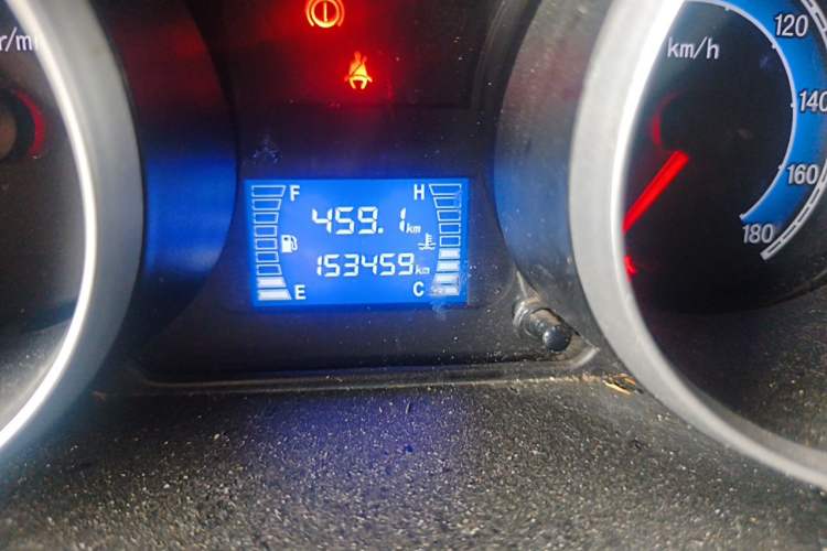 Used CHANGAN KAICHENG Ruixing M90 2018 2.0L Comfort Version Flat-Top Bi-Door 6-Seater 4G94S Odometer Close Up