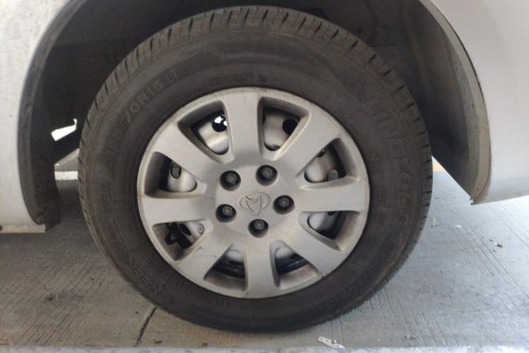 Used CHANGAN KAICHENG Ruixing M90 2018 2.0L Comfort Trim CNG Flat-Top Hatchback with 6 Seats – 4G94S Right Front Wheel Hub