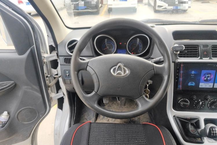 Used CHANGAN KAICHENG Ruixing M90 2018 2.0L Value-Added Flat-Top Liftback 6-Seater 4G94S Steering Wheel