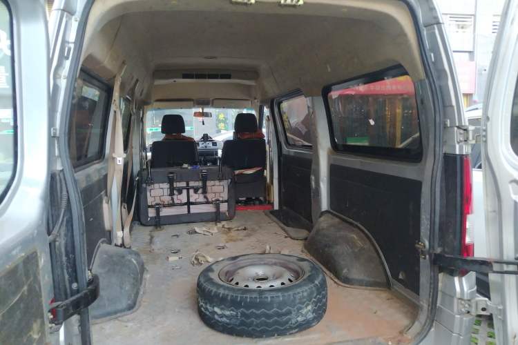Used CHANGAN KAICHENG Ruixing M90 2018 2.0L Comfort-Grade High-Roof Dual-Slide Door 6-Seater 4G94S Trunk