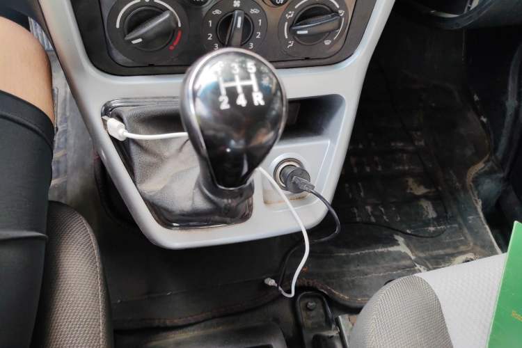 Used CHANGAN KAICHENG Ruixing M90 2021 2.0L Standard Version Flat-Top Liftgate 6-Seater LJ481Q6 Gear Lever