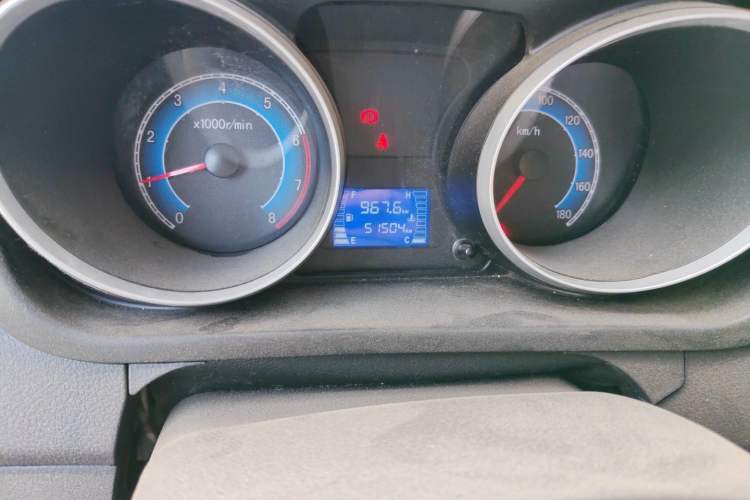 Used CHANGAN KAICHENG Ruixing M90 2021 2.0L Standard Version Flat-Top Liftgate 6-Seater LJ481Q6 Odometer Close Up