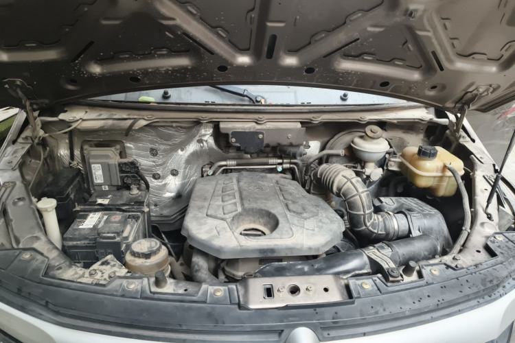 Used CHANGAN KAICHENG Ruixing M90 2021 2.0L Standard Version Flat-Top Liftgate 6-Seater LJ481Q6 Engine Bay