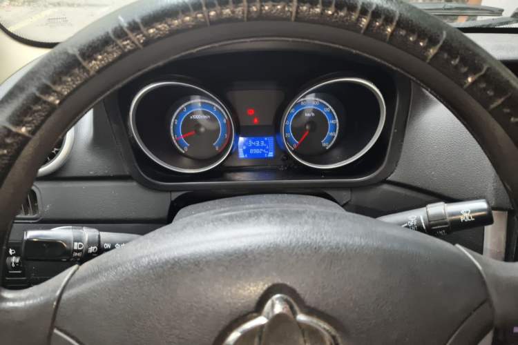 Used CHANGAN KAICHENG Ruixing M90 2021 2.0L Standard Version Flat-Top Liftgate 6-Seater LJ481Q6 Instrument Cluster