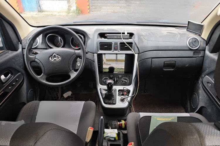 Used CHANGAN KAICHENG Ruixing M90 2021 2.0L Standard Version Flat-Top Liftgate 6-Seater LJ481Q6 Center Console