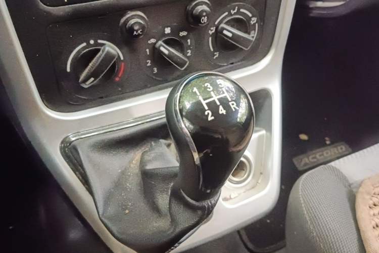 Used CHANGAN KAICHENG Ruixing M90 2021 2.0L Standard Version Flat-Top Liftgate 9-Seater LJ481Q6 Gear Lever