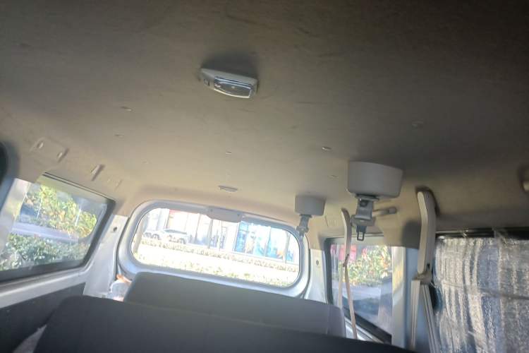 Used CHANGAN KAICHENG Ruixing M90 2021 2.0L Standard Version Flat-Top Liftgate 6-Seater LJ481Q6 Headliner